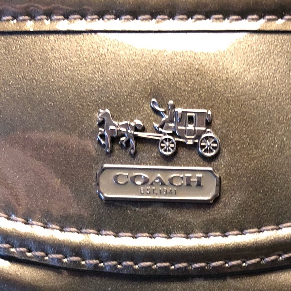 Coach Wristlet - Picture 3 of 4